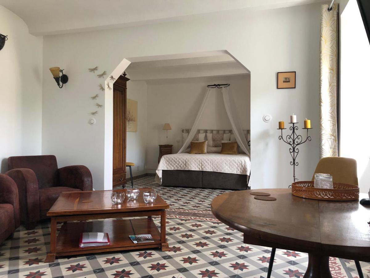 Les Dames De Saint Florent Bagian luar foto